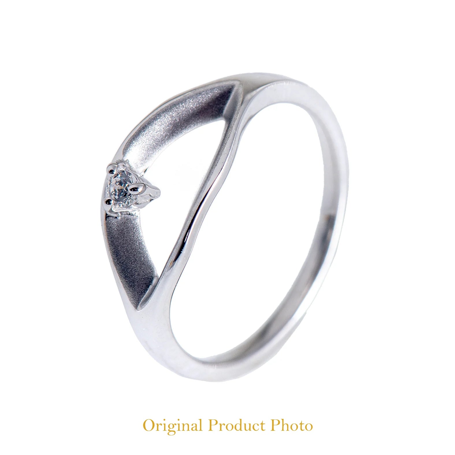 Sterling silver ring with trillion cut stone – elegant Blue Oyster open band design for women