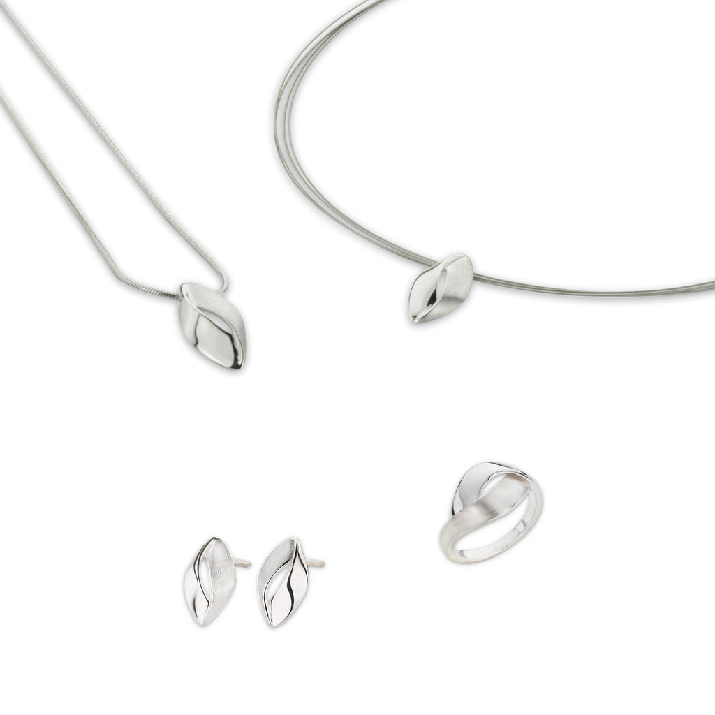 Celestia Design - Leaf Set Ring