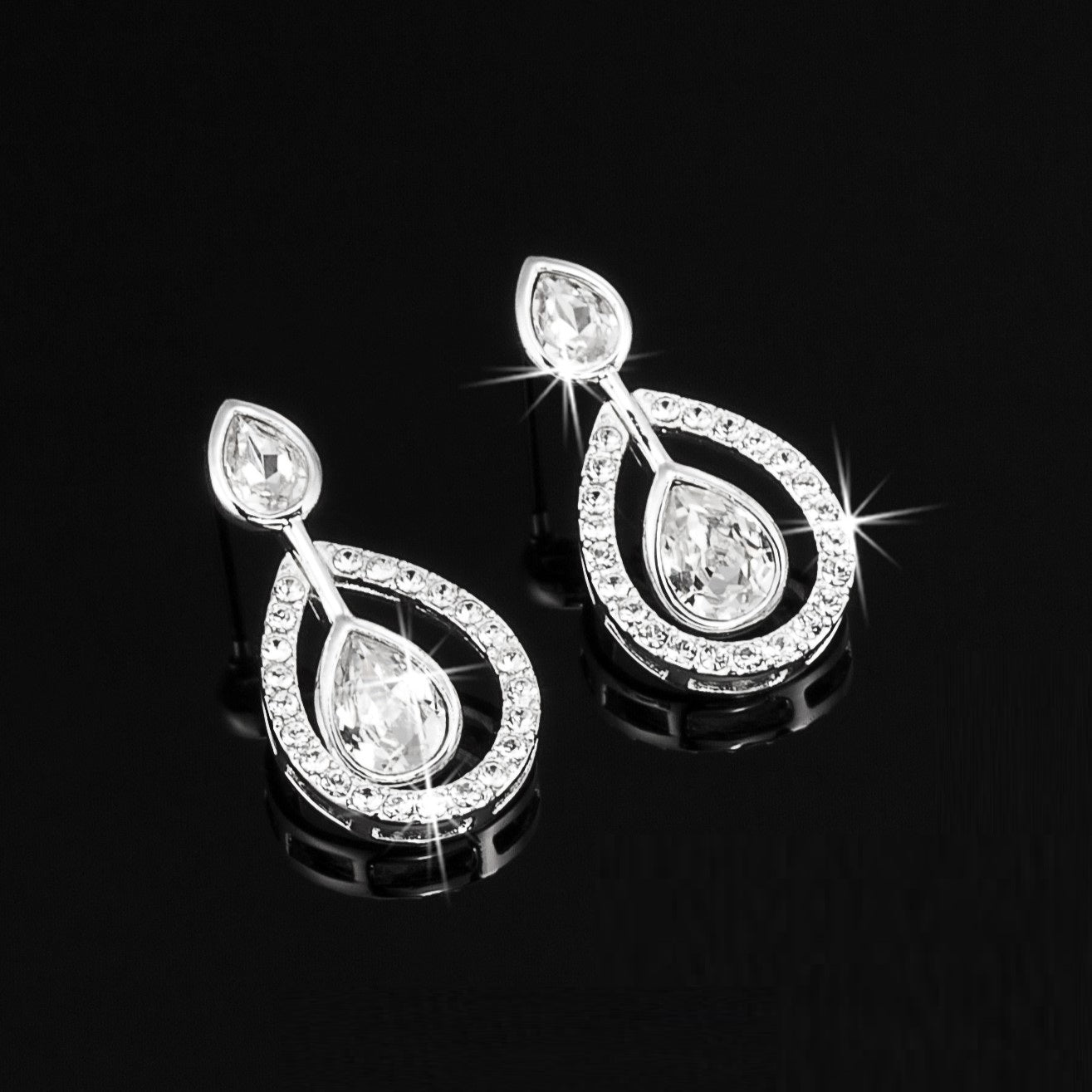 Celestia Design – Silver Teardrop Earrings featuring Crystals by Swarovski®